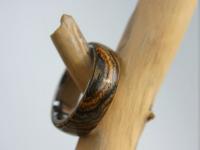 images/banners/ringe_mit_holz/holz17.jpg